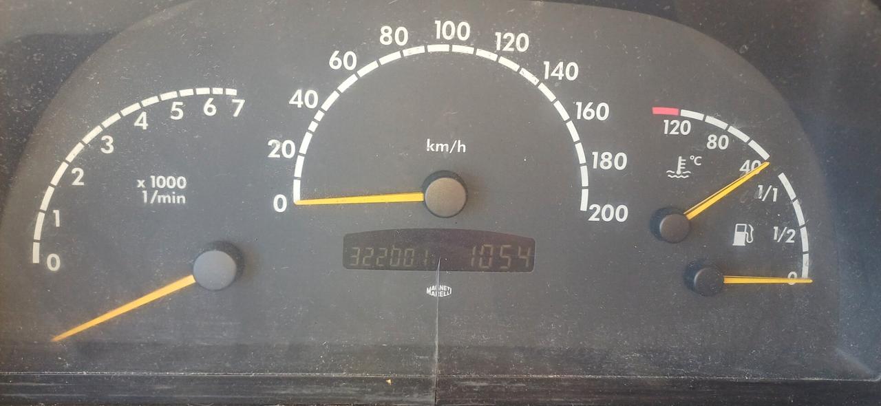 Mercedes Benz Vito