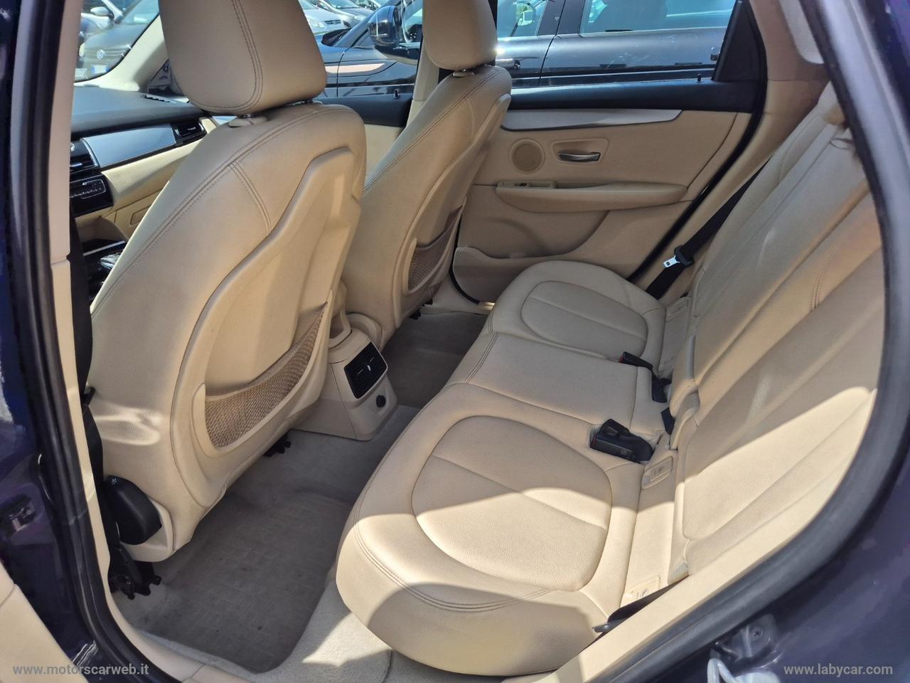 BMW 218d Active Tourer Advantage