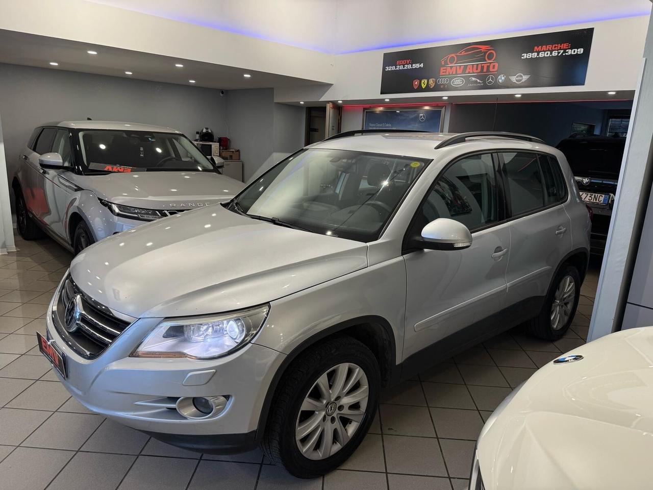 Volkswagen Tiguan 2.0 TDI DPF 4MOTION tiptronic Track & Avenue