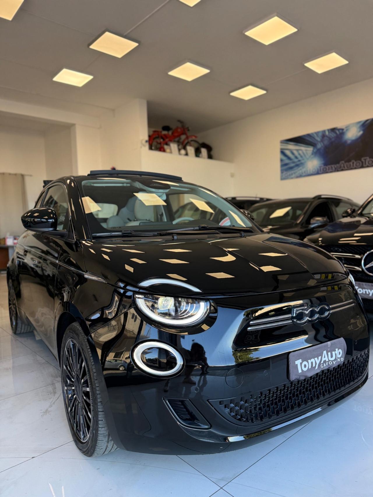 Fiat 500 EDIZIONE LIMITATA, CAMBIO AUTOMATICO, TELECAMERA,FULL LED, NAVI,APPLE CARPLAY