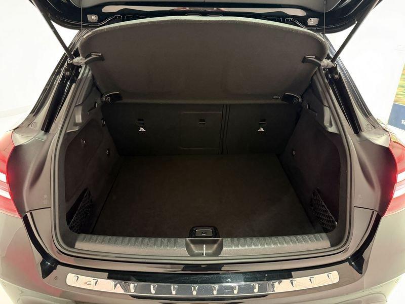 Mercedes-Benz GLA GLA 200 Premium AMG Night Edition