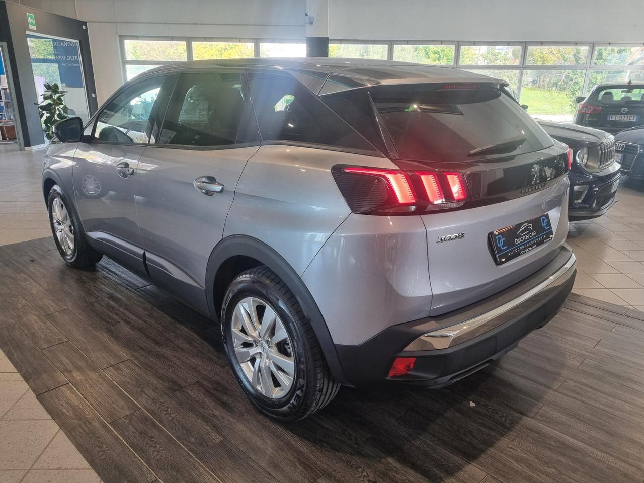 Peugeot 3008 BlueHDi 120 S&S Business