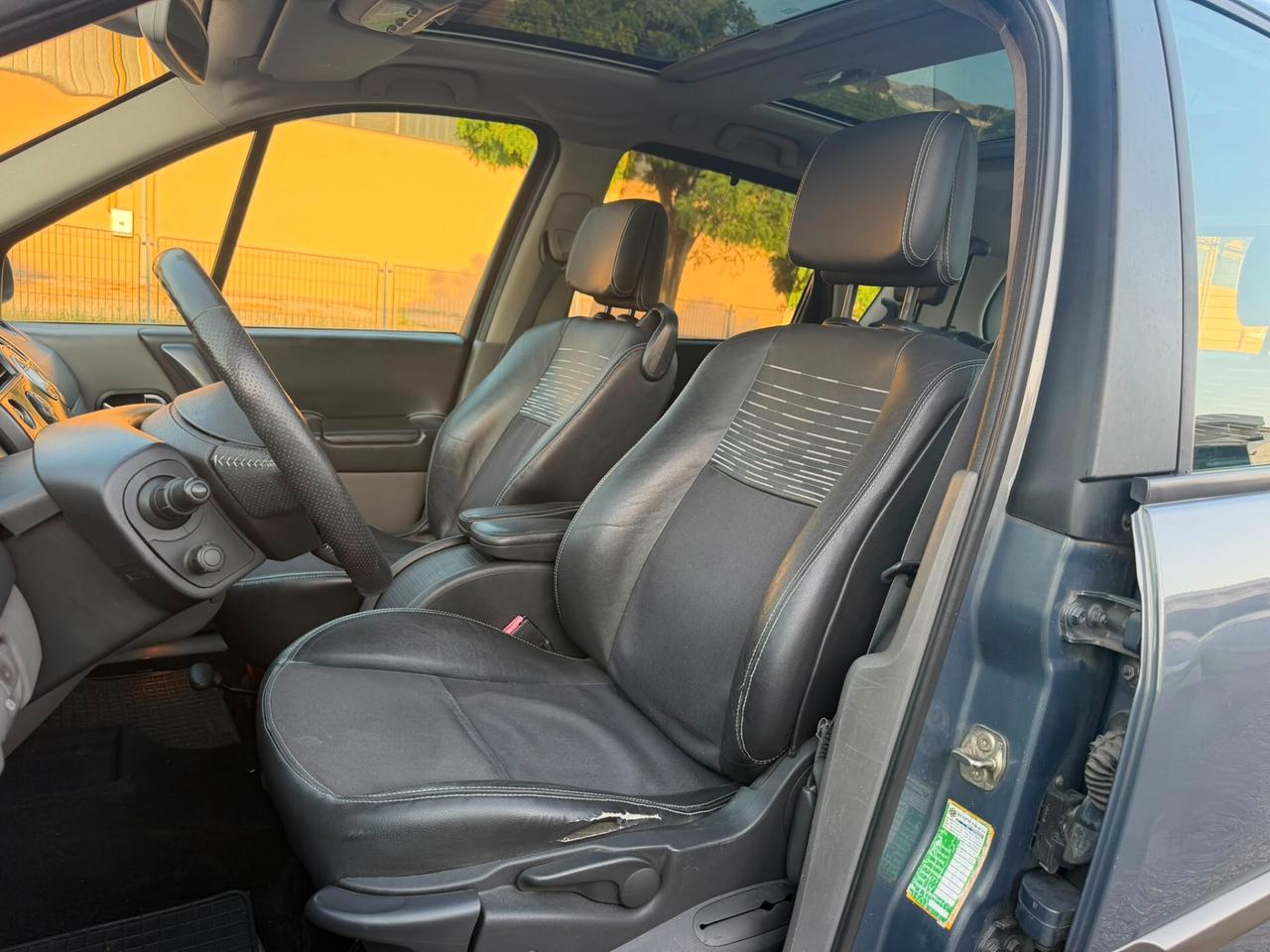 Renault Grand Scénic 1.9 DCI DOPPIA TETTO