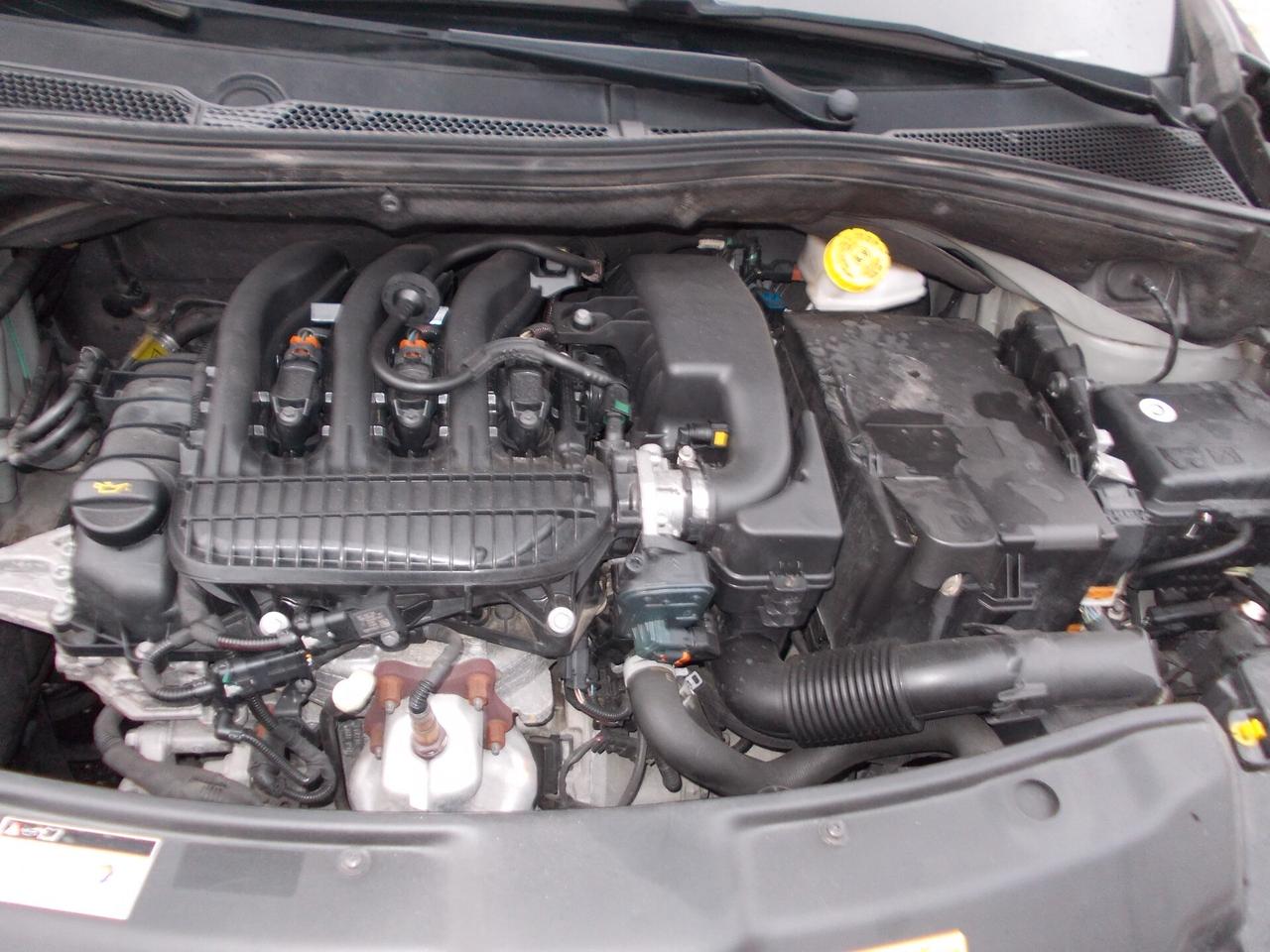 Peugeot 208 -12 PureTech 5P. Active-KM60929 SI NEOPATENTATI