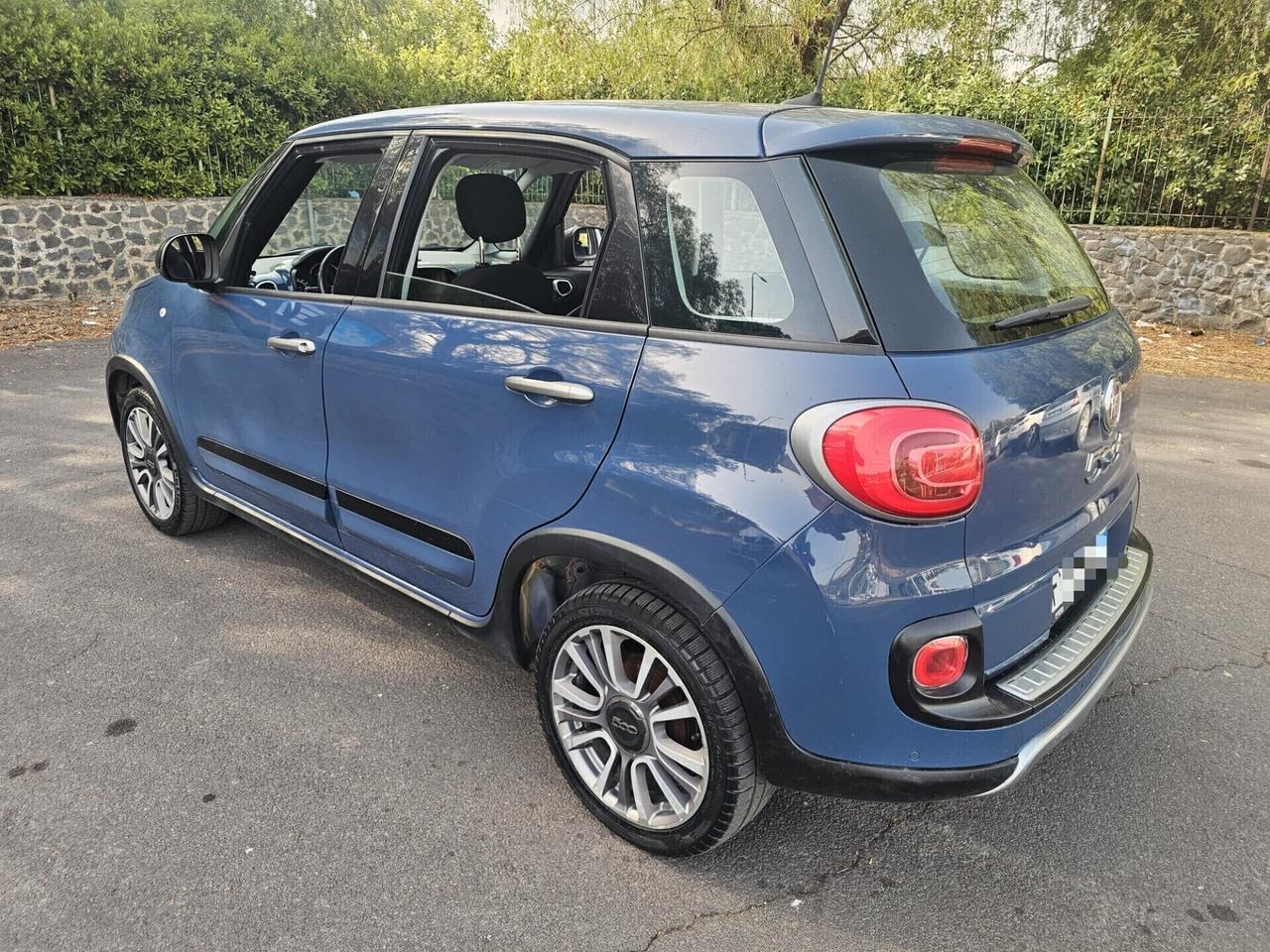 Fiat 500L d.i.e.s.e.l. a..t.o.m.a.t.i.c.a.2.0.2.0.-Dualogic Cross