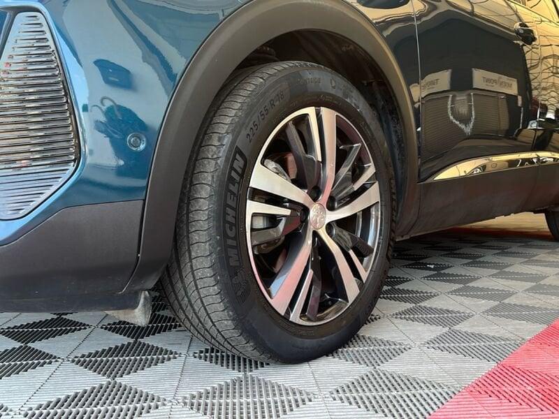 Peugeot 3008 BlueHDI 130 EAT8 S&S Allure Pack