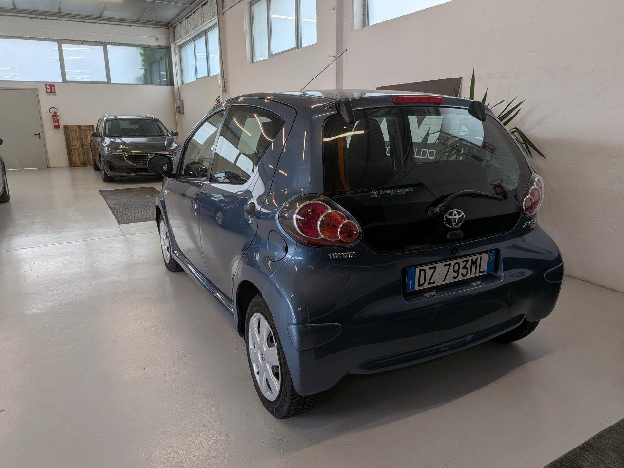 Toyota Aygo 5 Porte Aygo 5p 1.0 Sol FL