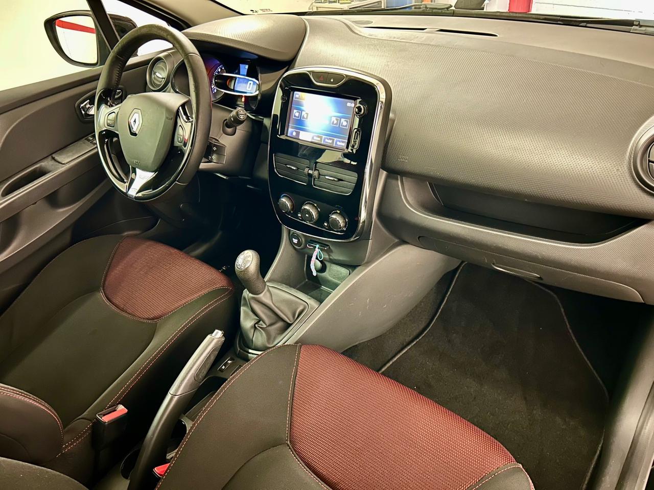 Renault Clio 1.2 75CV 5 porte Live