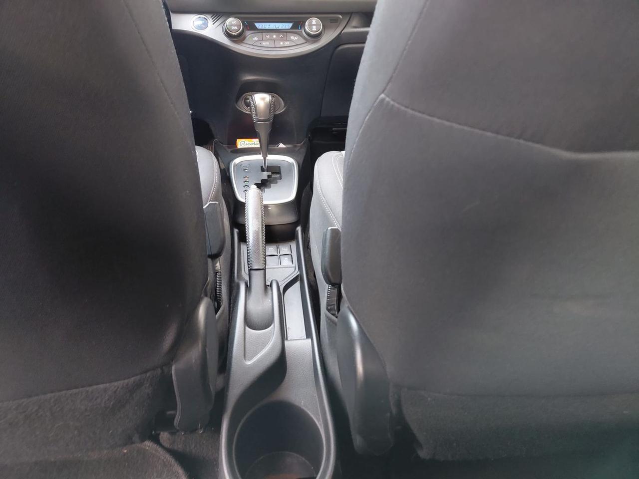 Toyota Yaris Active 1.5 VVT-i HEV #8805