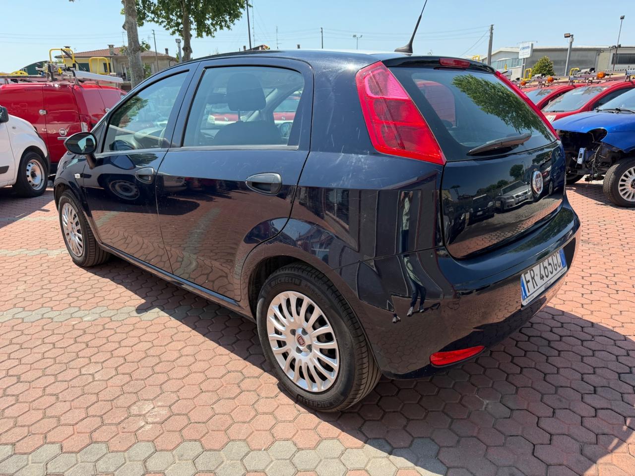 Fiat Punto 1.3 MJT II S&S 95 CV 5 porte Street