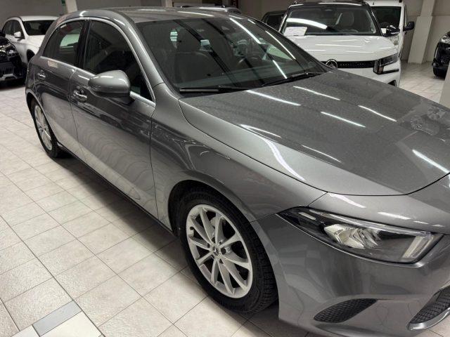 MERCEDES-BENZ A 180 d Automatic Sport