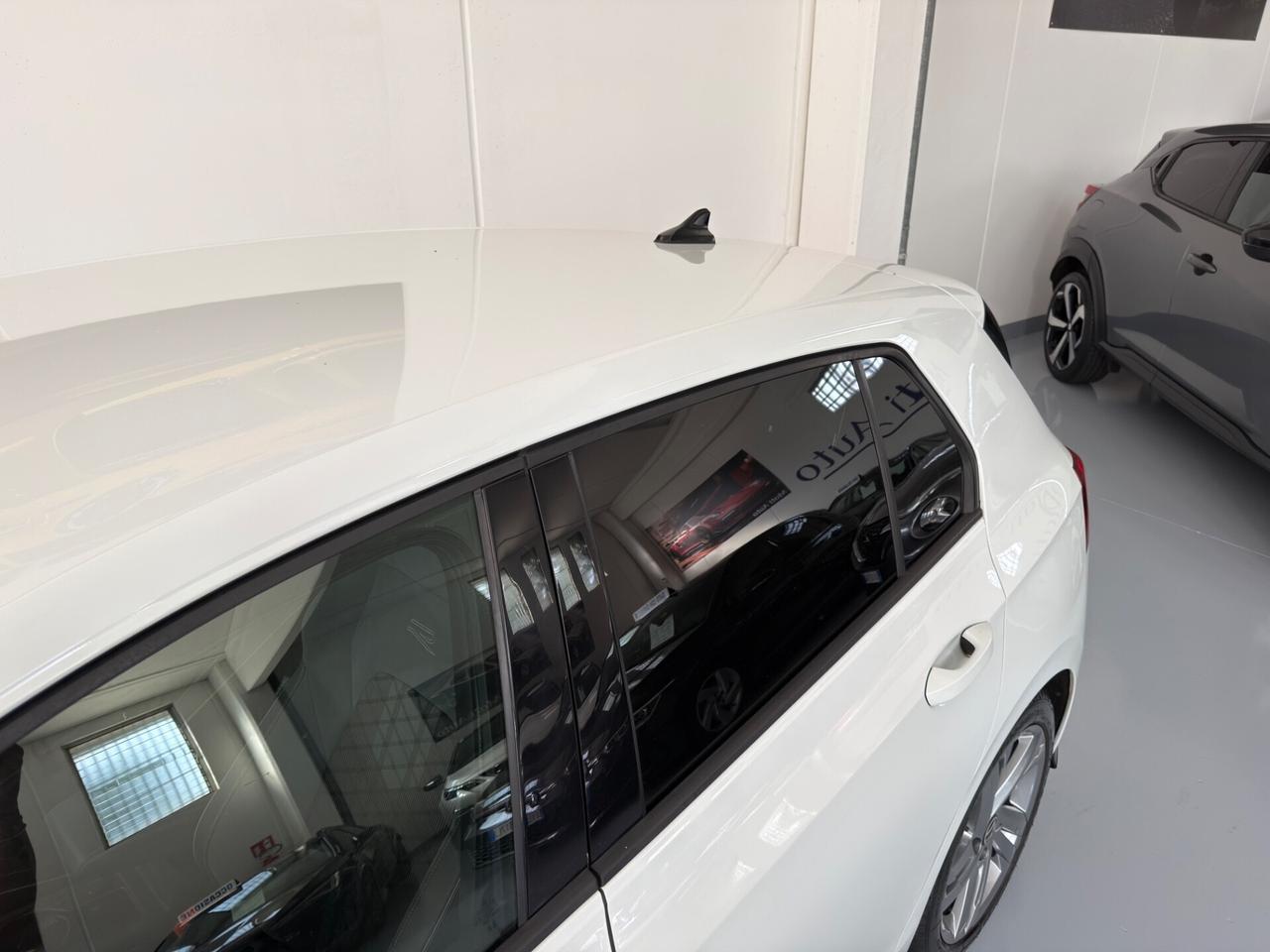 Volkswagen Golf 1.5 eTSI 150 CV EVO ACT DSG R-Line