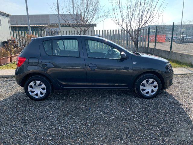 DACIA Sandero 1.2 75CV Serie Speciale Lauréate Family