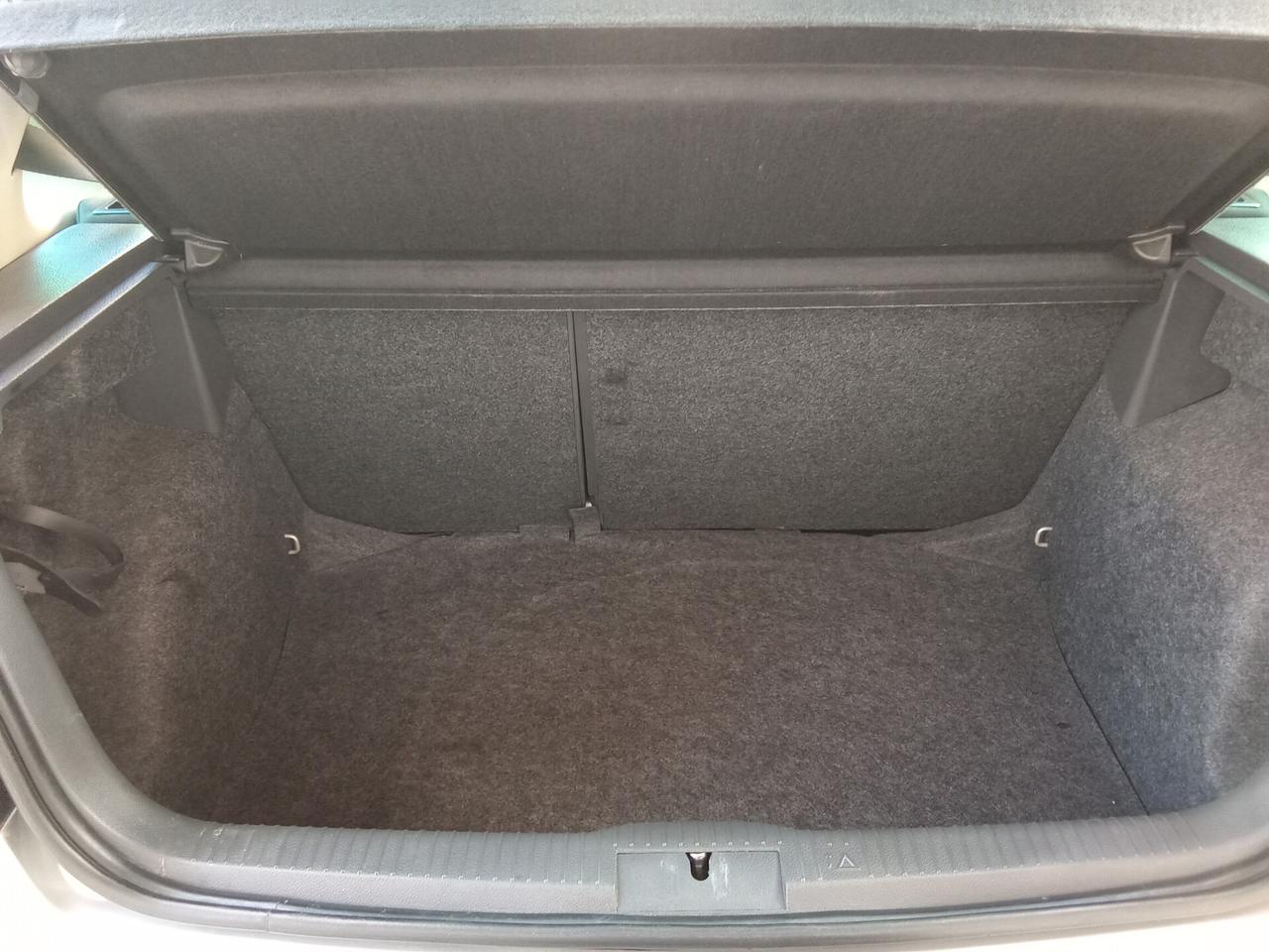Volkswagen Polo 1.4/80CV TDI 5p. Sportline