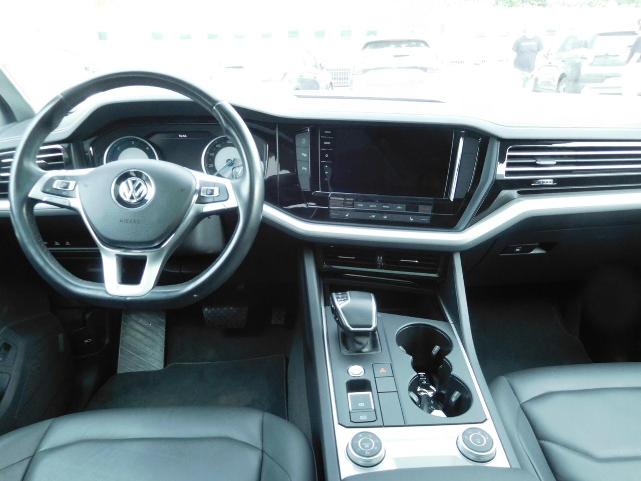 Volkswagen Touareg 3.0 V6 TDI SCR Black Style 231 cv 4Motion