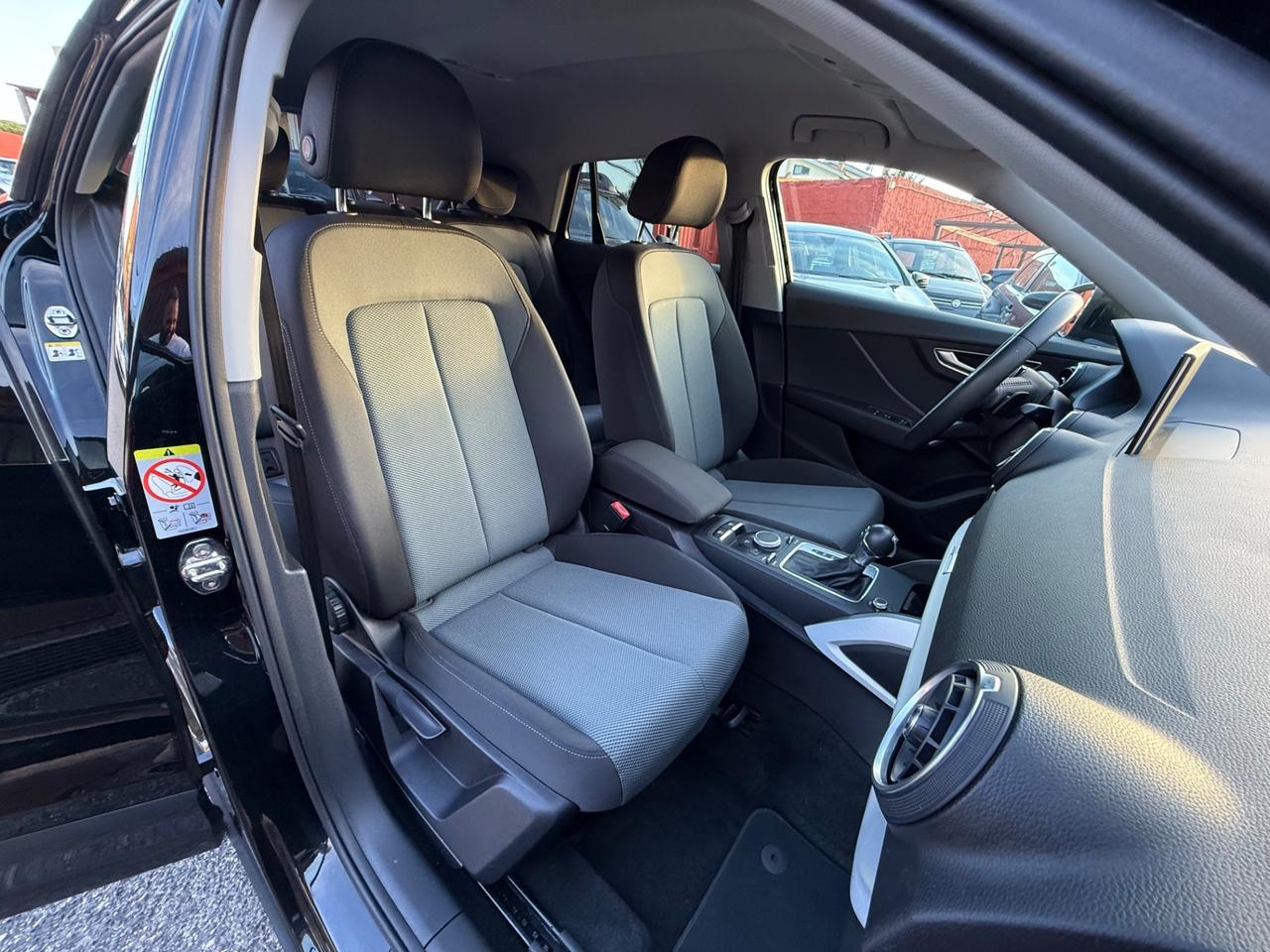 Q2 1.6 TDI S-tronic-S line-unipro-rate-garanzia