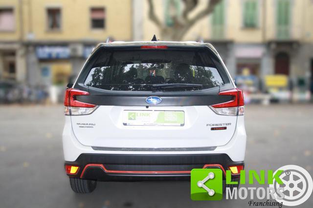 SUBARU Forester 2.0 e-Boxer MHEV CVT Lineartronic 4dventure