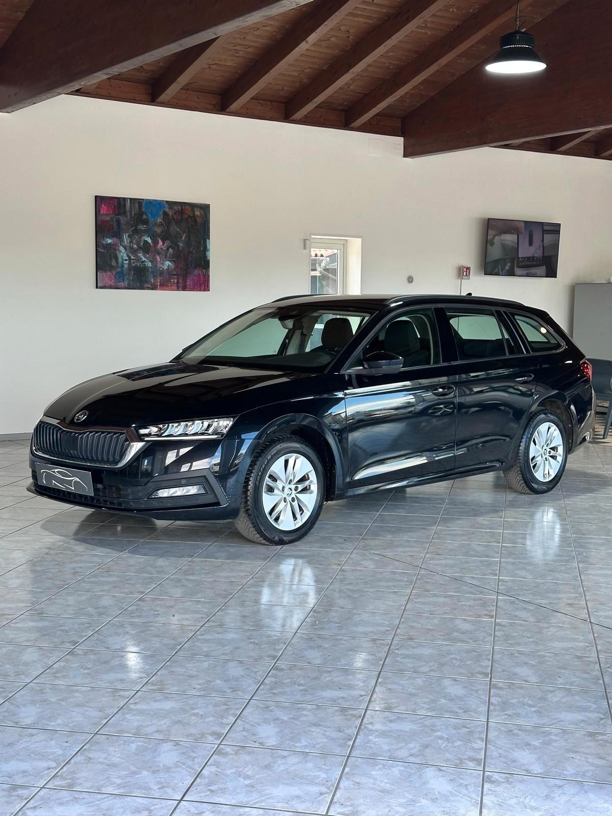 Skoda Octavia 2.0 TDI EVO SCR 150 CV DSG Wagon Executive 2023