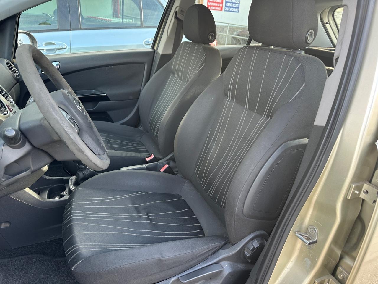 Opel Corsa 1.2 5 porte Gpl