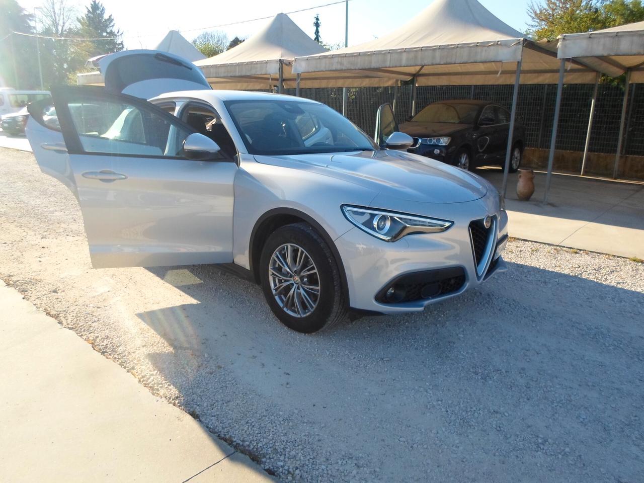 Alfa Romeo Stelvio 2.2 Turbodiesel 190 CV AT8 Q4 Business