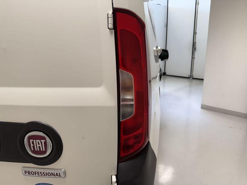 FIAT Doblò 1.6 MJT 105CV PL-TN Cargo Maxi Lamierato SX