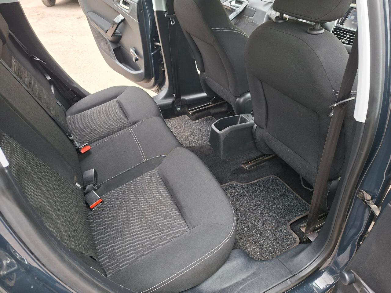 Peugeot 208 PureTech 82 5 porte Allure