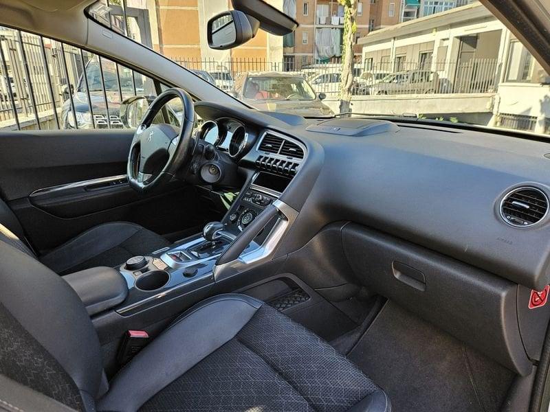 Peugeot 3008 HYbrid4 2.0 HDi GANCIO TRAINO