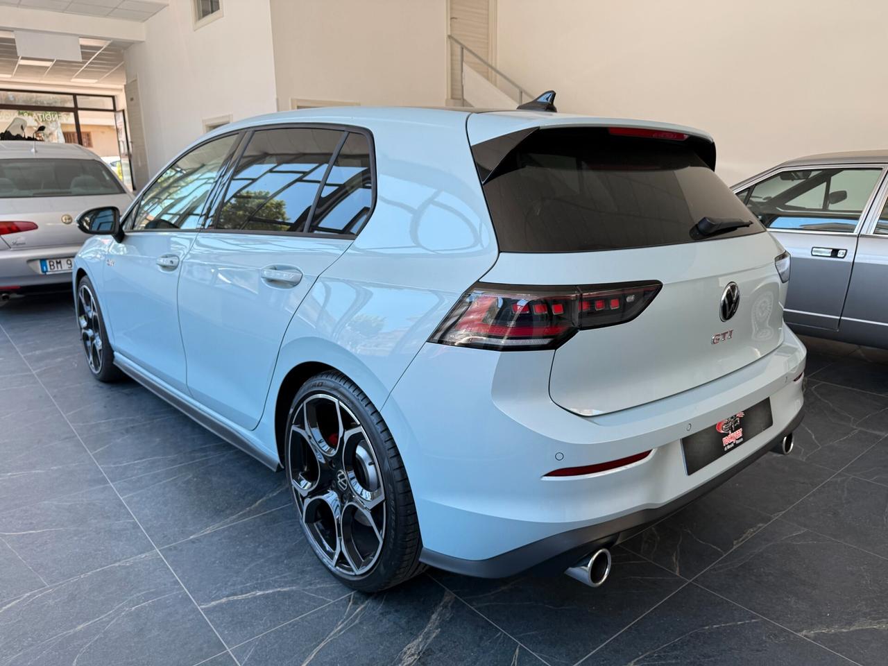 Volkswagen Golf GTI Golf 2.0 TSI GTI DSG