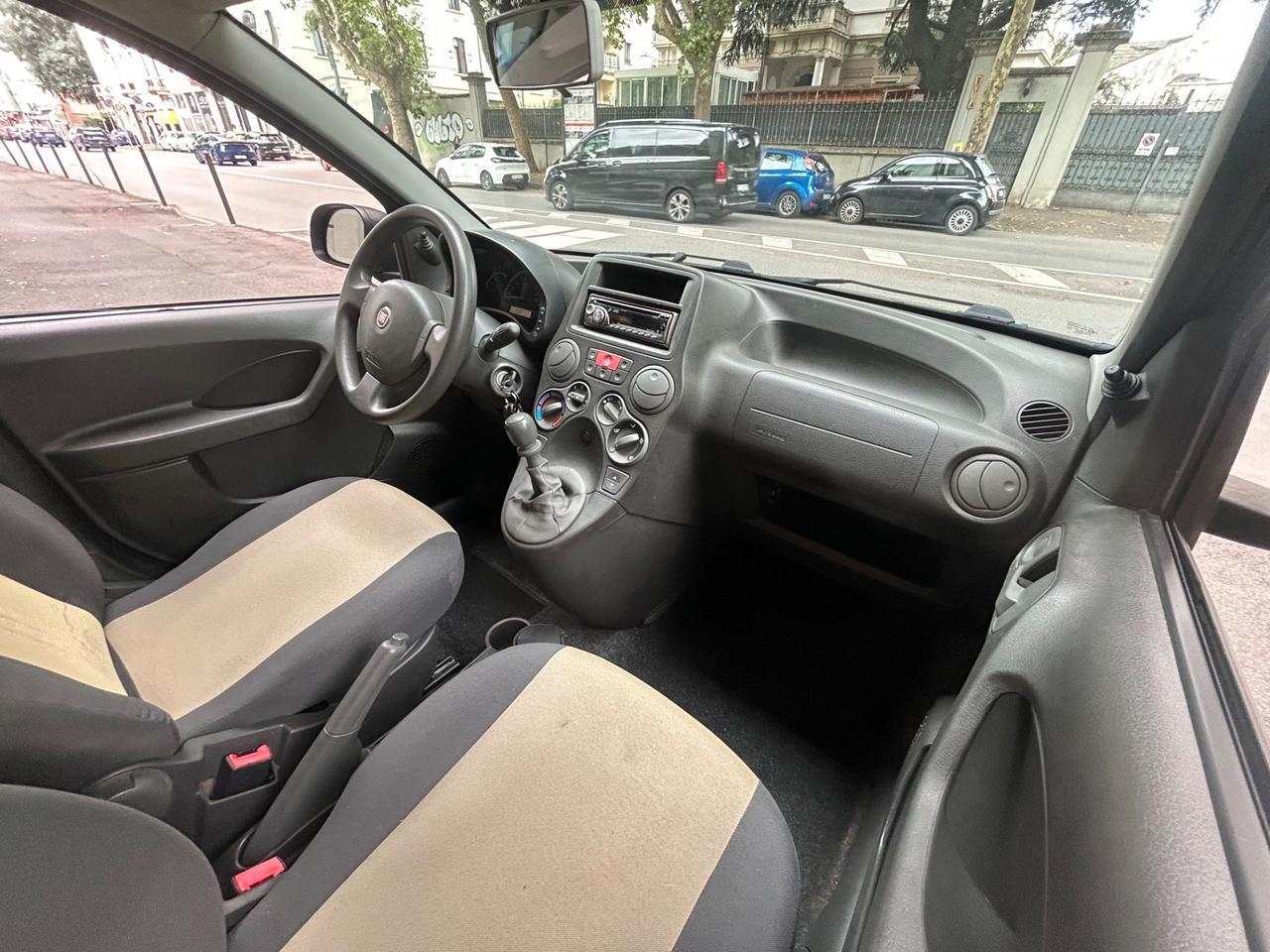 Fiat Panda 1.2 Dynamic 69cv EURO 5 - NEOPATENTATI!!!
