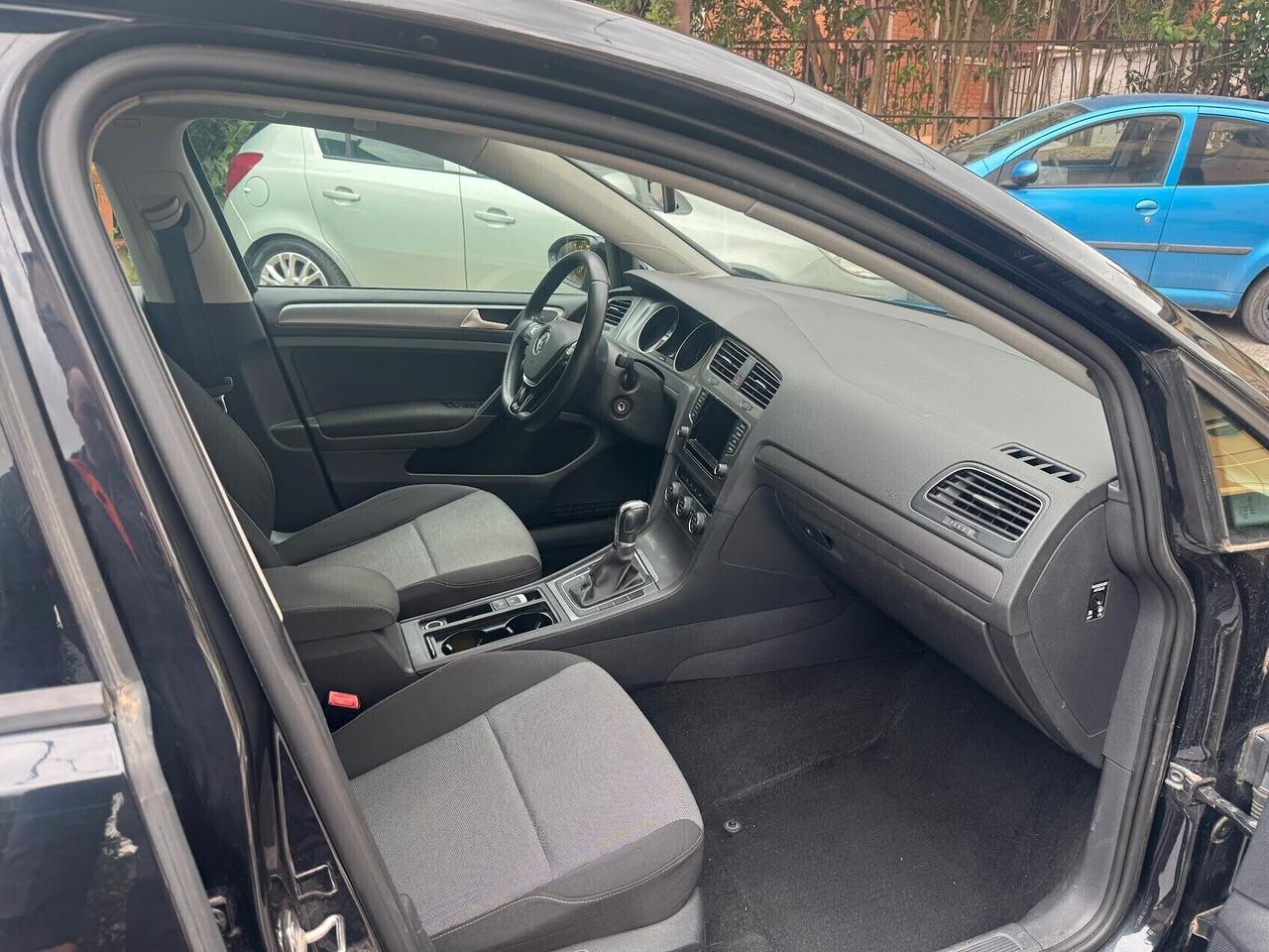 Volkswagen Golf 1.6 TDI DSG 5p. Comfortline BlueMotion Technology