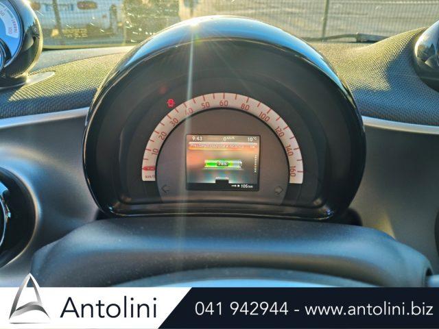 SMART ForTwo EQ Passion "SOLO 4.943 KM"