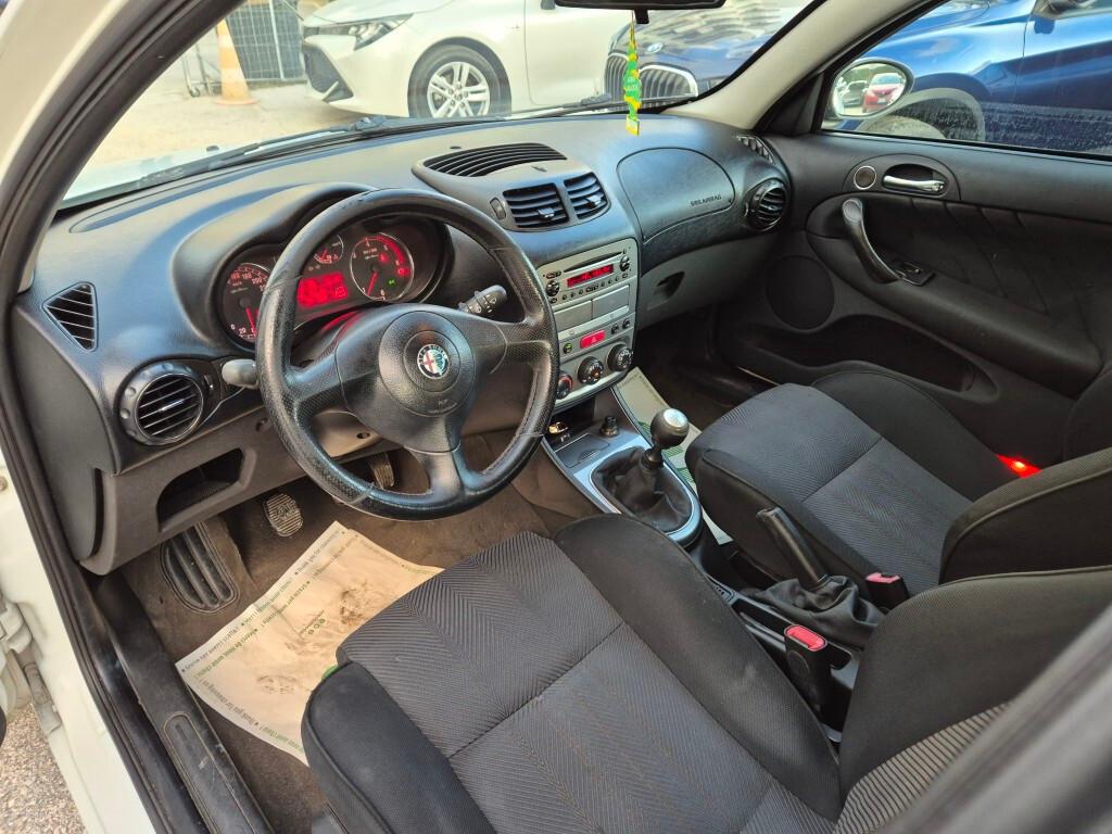 Alfa Romeo 147 1.9 JTDM 120cv 5 porte Progression