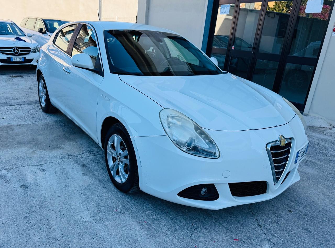 Alfa Romeo Giulietta 1.6 JTDm-2 105 CV Exclusive