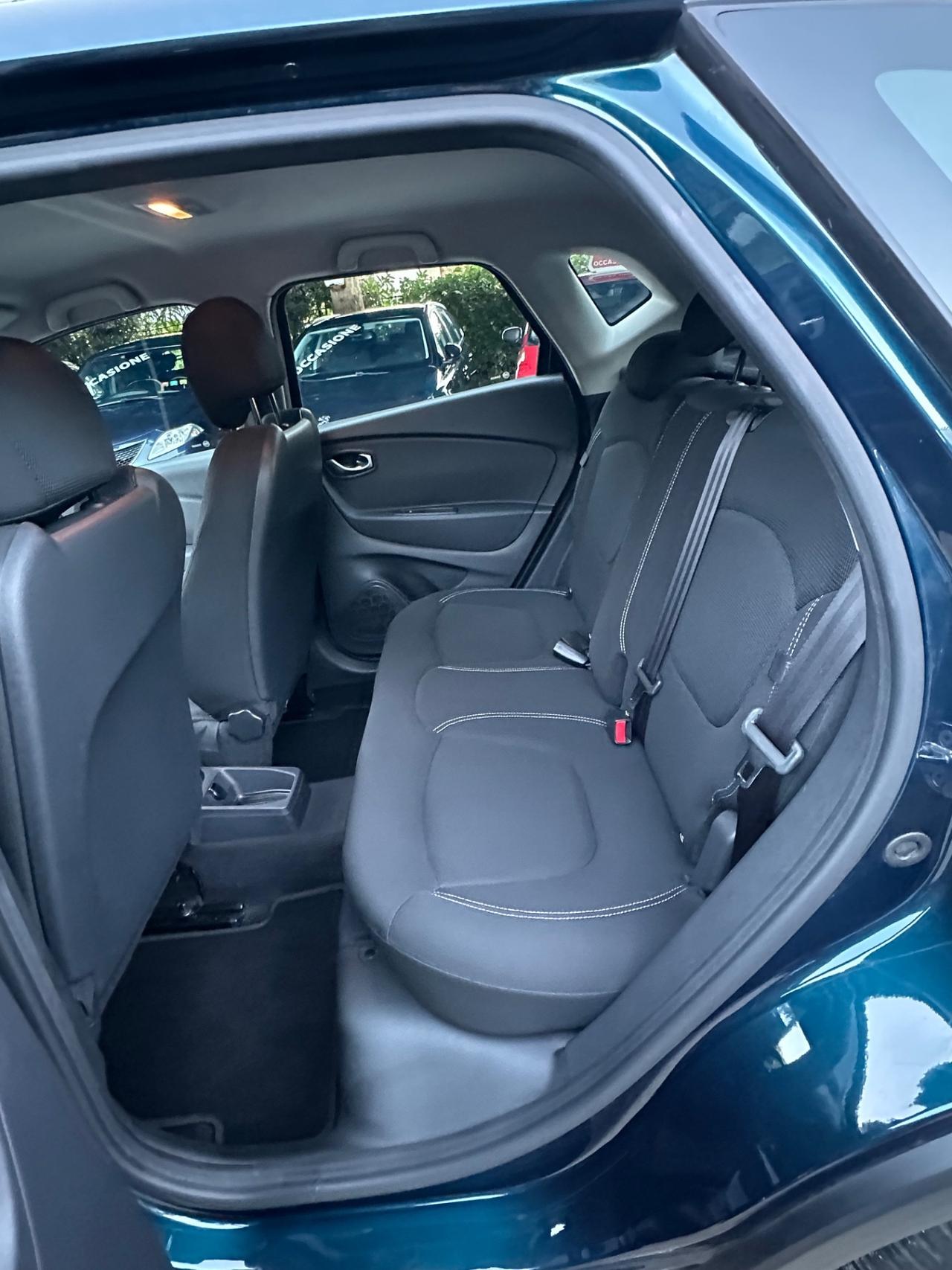 Renault Captur dCi 8V 90 CV EDC Sport Edition2