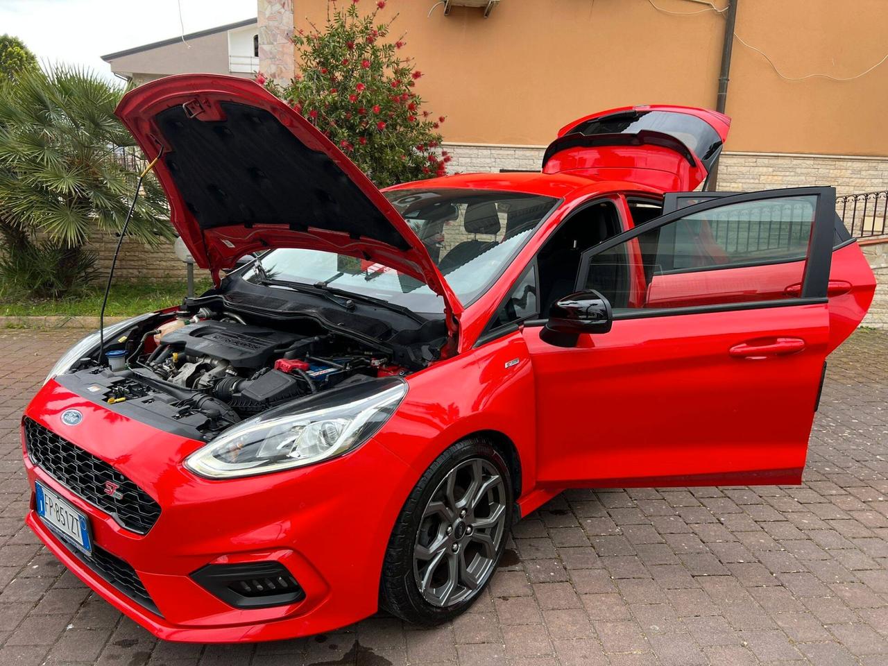 Ford Fiesta 1.5 TDCi 5 porte ST-Line