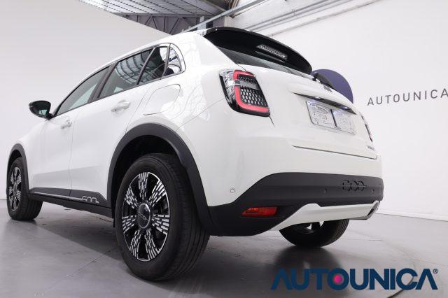 FIAT 600 HYBRID 100 CV DCT MHEV FARI LED