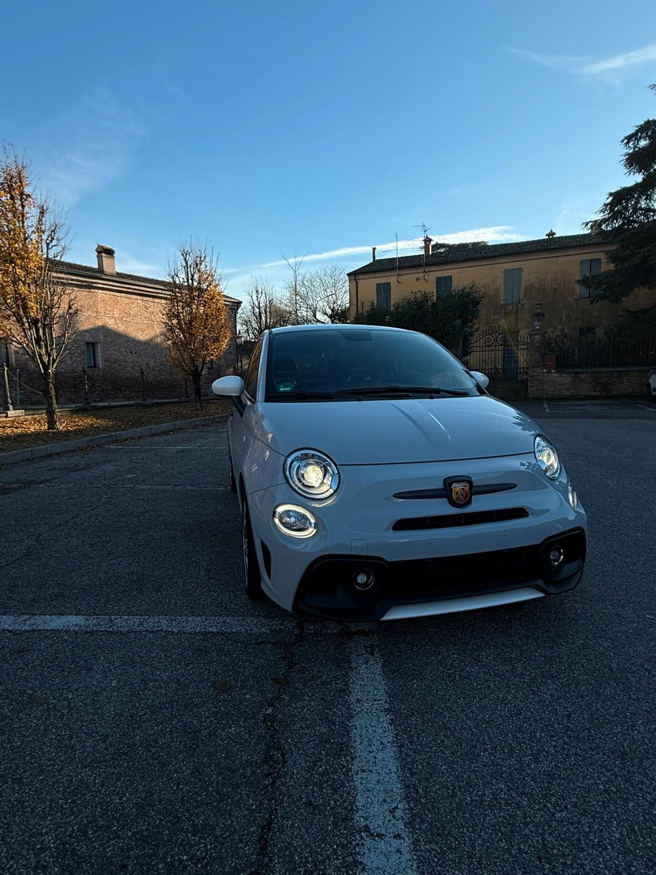 Abarth 595 1.4 Turbo T-Jet 180 CV Competizione