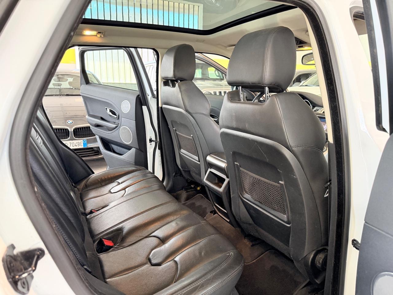 Land Rover Range Evoque 2.2 TD4 5p. Dynamic