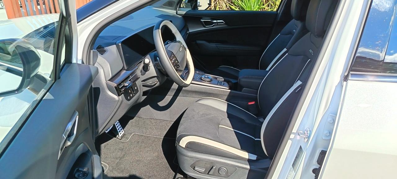 Kia Sportage 1.6 TGDi HEV AT GT-line Plus bicolor