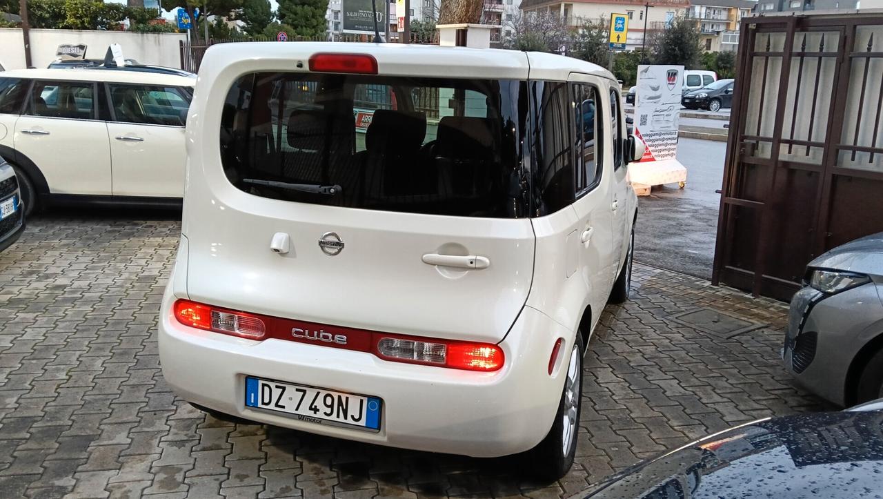 NISSAN CUBE 1.6 BENZ-RETROC-NAVI