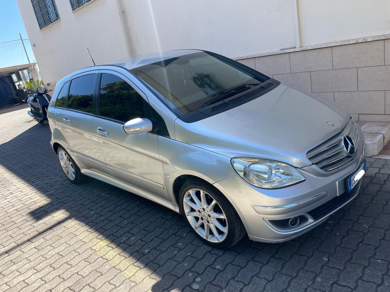 Mercedes-benz B 180 CDI Sport manuale pelle/cerchi 17