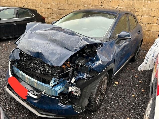 Ford Puma incidentata sinistrata 2022 Titanium X