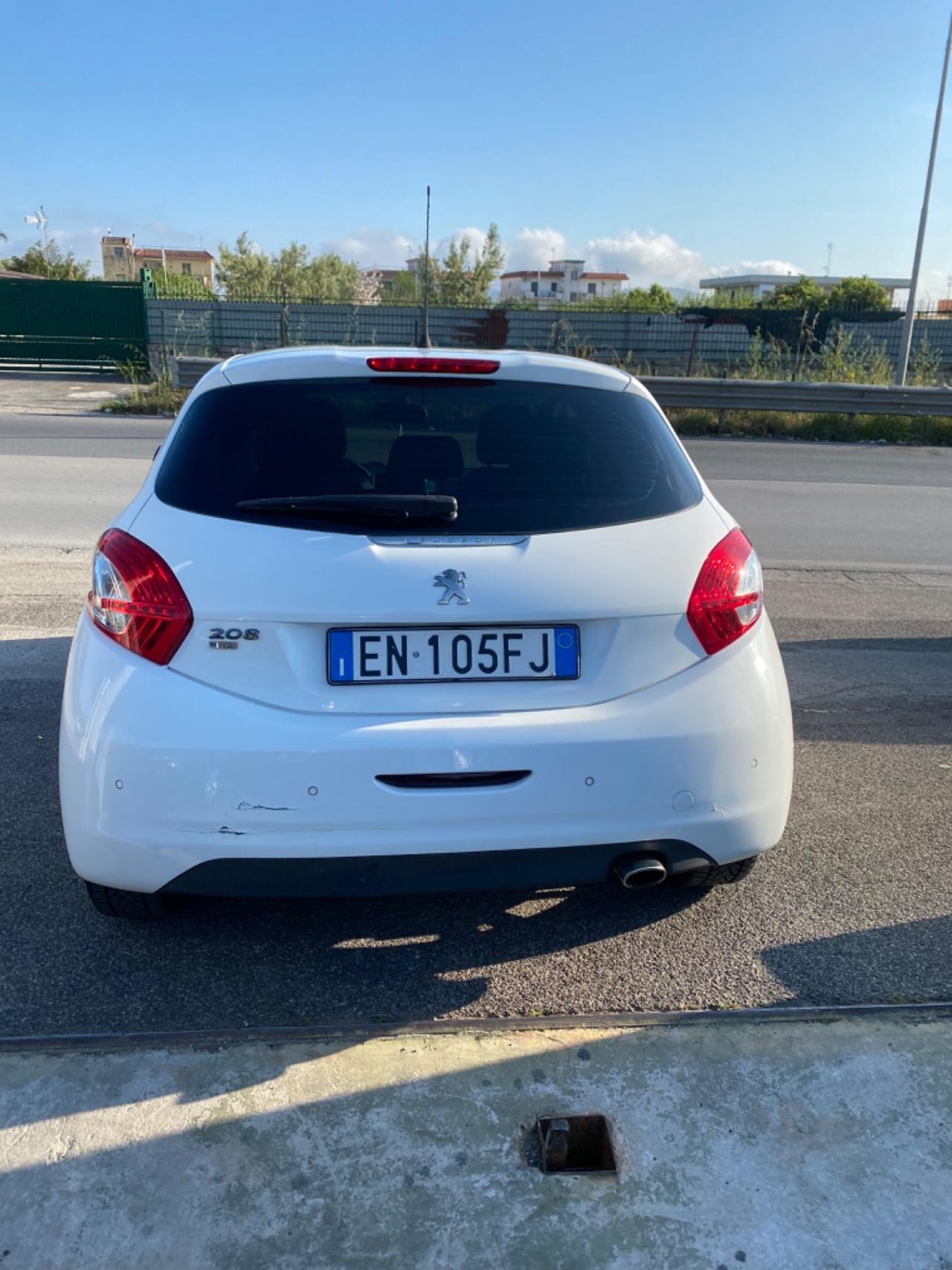 Peugeot 208 1.6 e-HDi 92 CV Stop&Start 3 porte Active