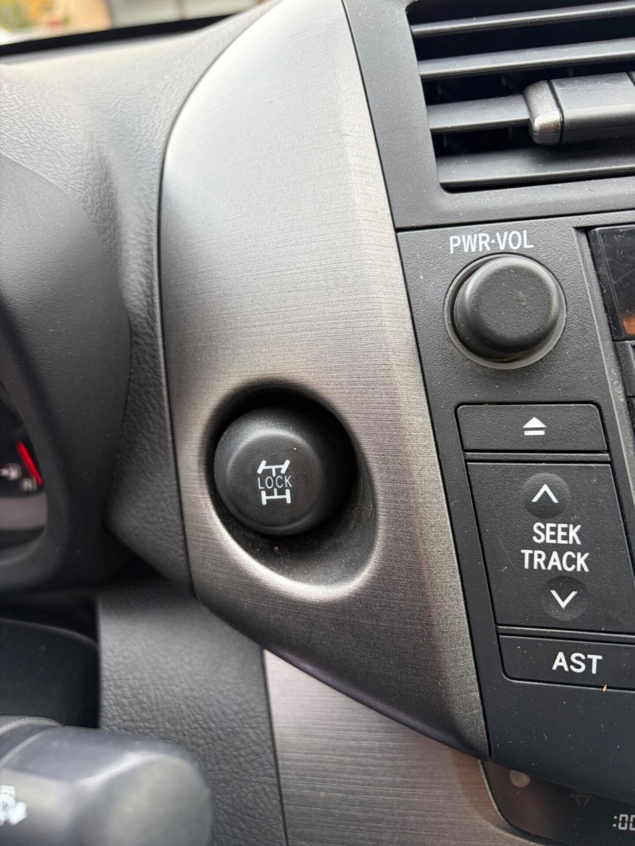 Toyota RAV 4 RAV4 2.0 Luxury