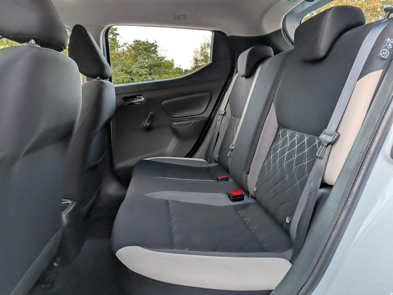 NISSAN MICRA 1.0 BENZINA 71CV 5 porte