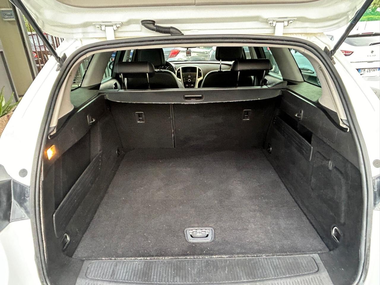 Opel Astra 1.6 CDTI 136CV EcoFLEX S&S Sports Tourer Cosmo