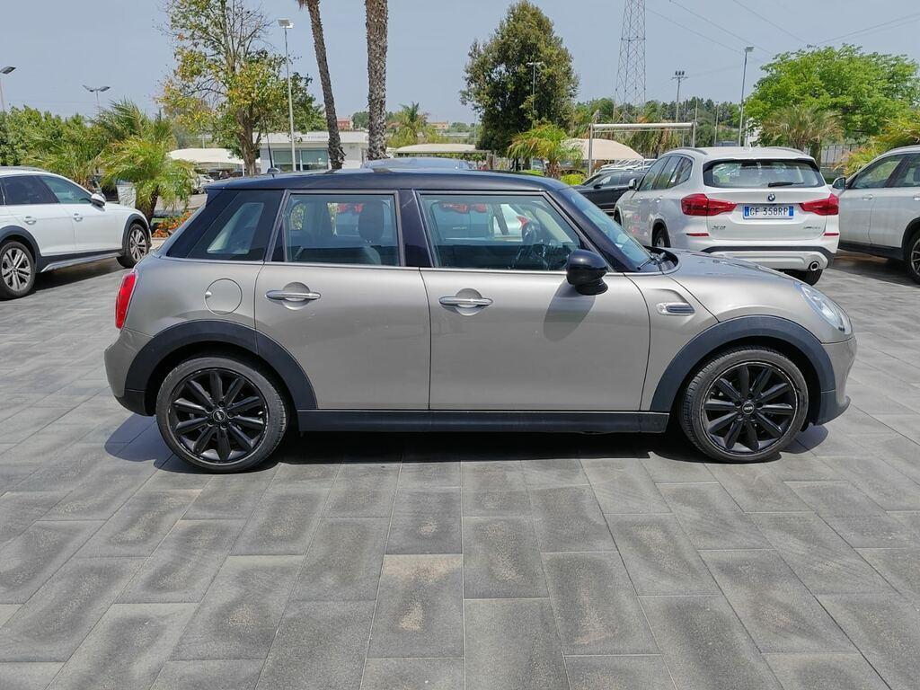 Mini Cooper D 1.5 D Cooper D Boost Auto