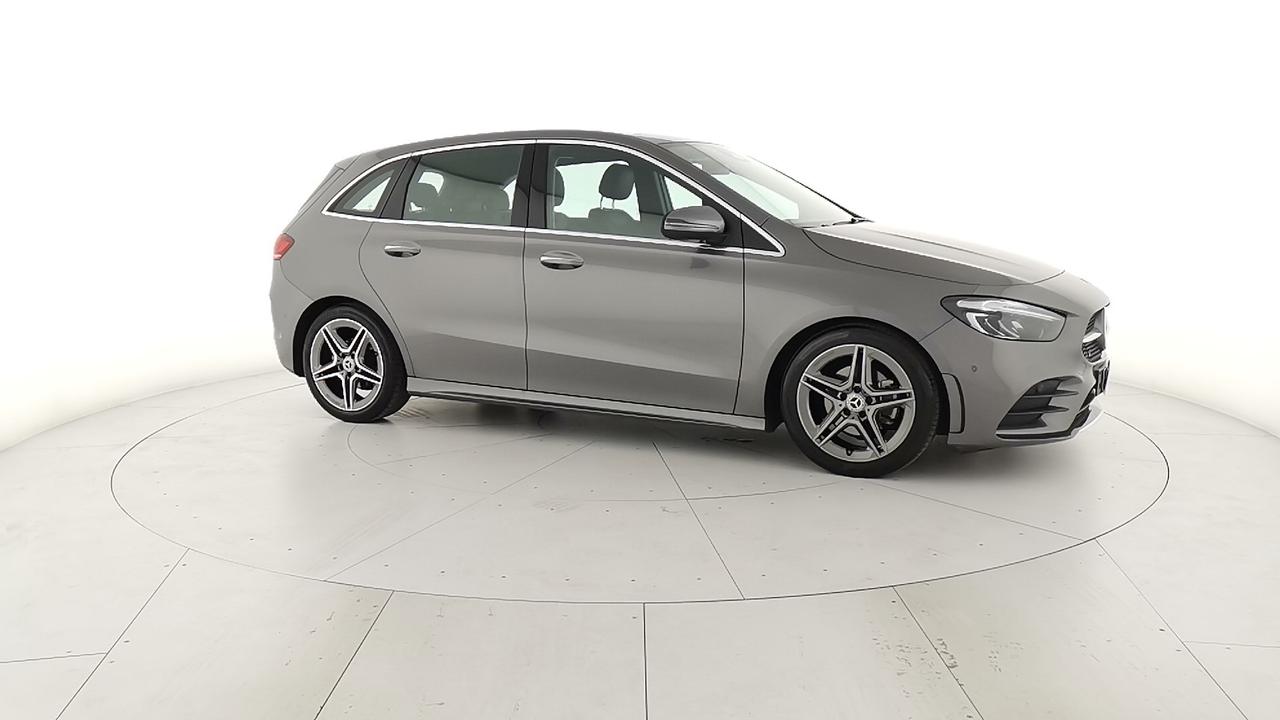 Mercedes-Benz Classe B - W247 2023 - B 180 AMG Line Premium auto