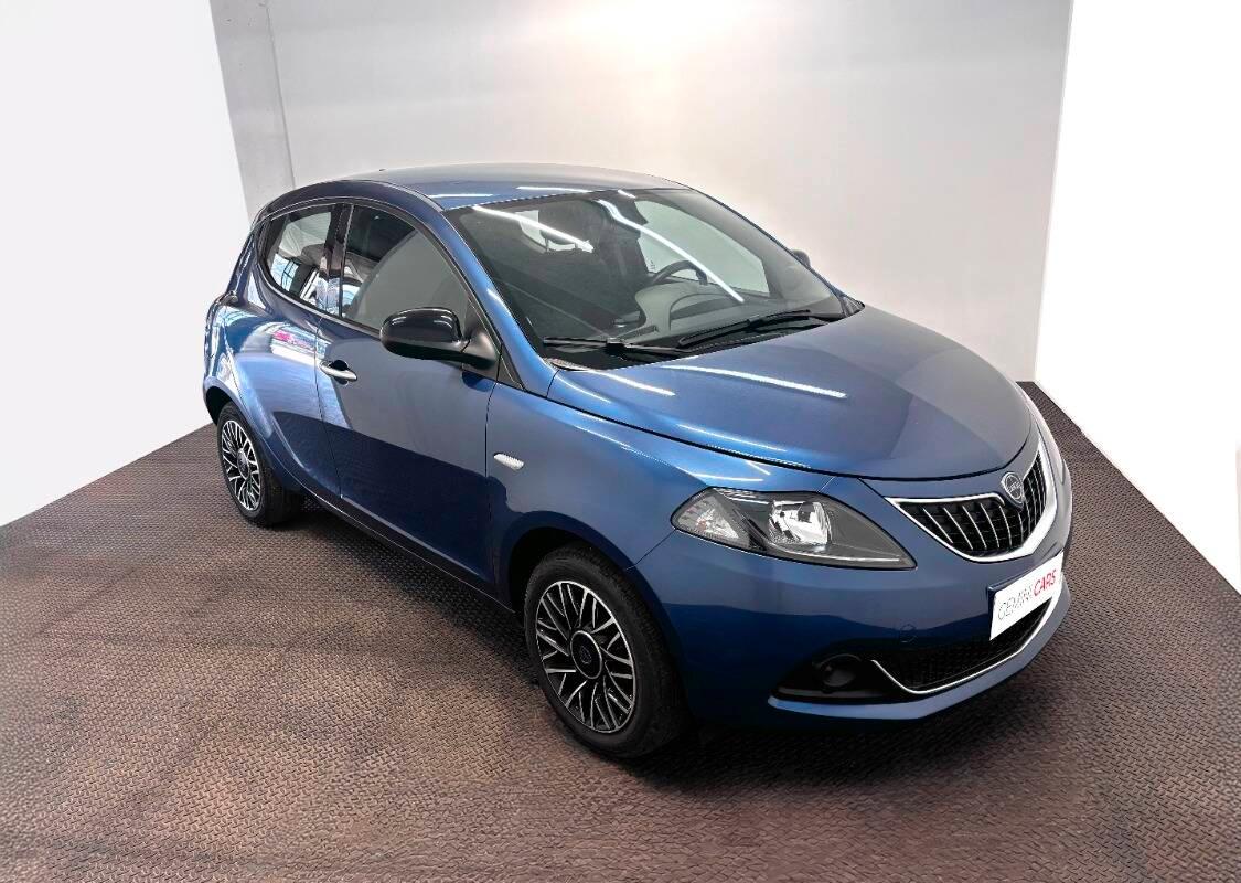 Lancia Ypsilon III 1.0 firefly hybrid Gold s&s 70cv 5p.ti