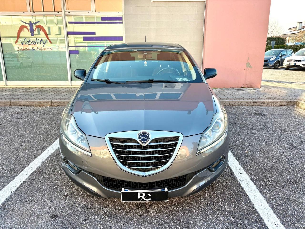 Lancia Delta 1.6 MJT DPF 105 CV Gold